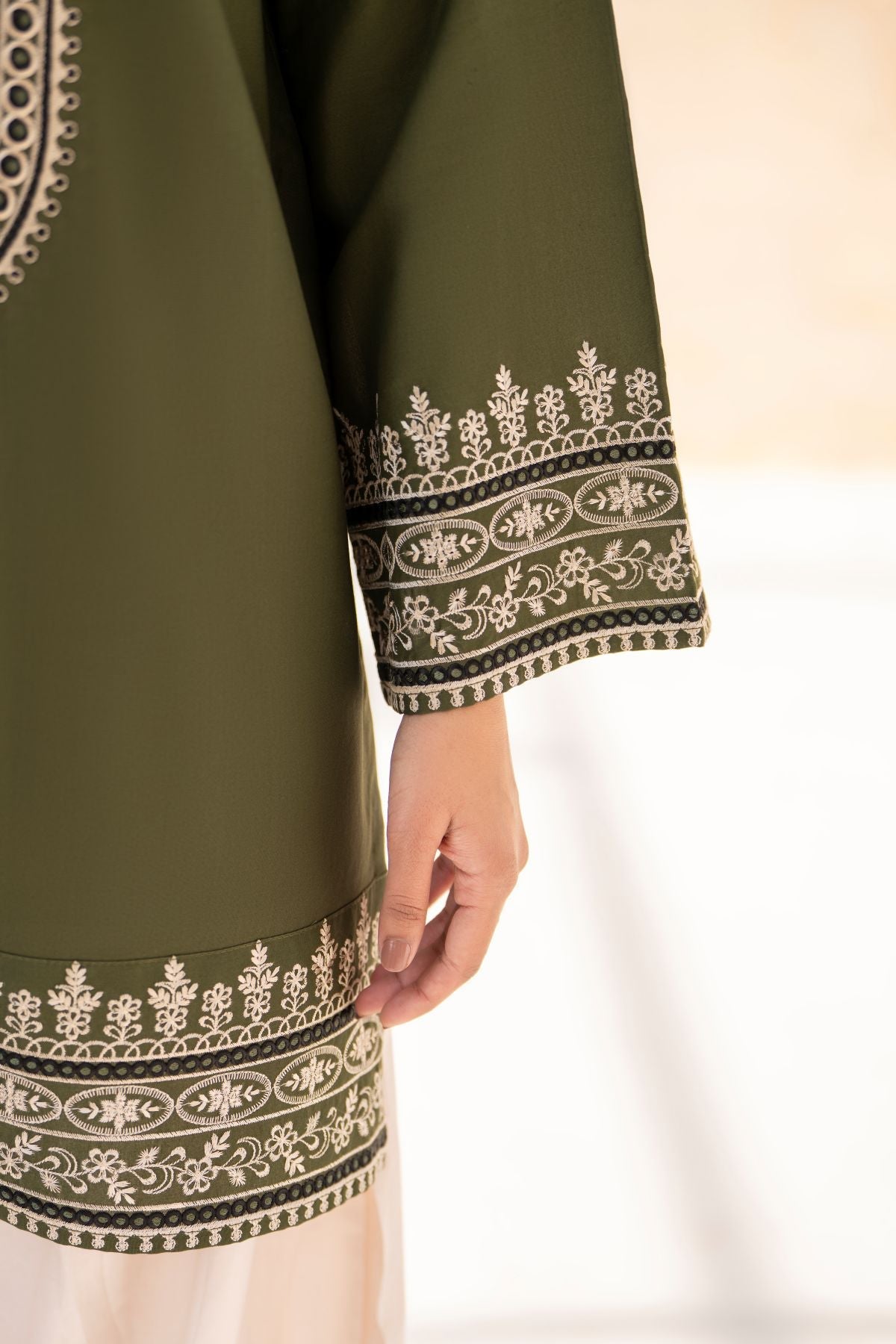 ZAR-E-ZAITOON